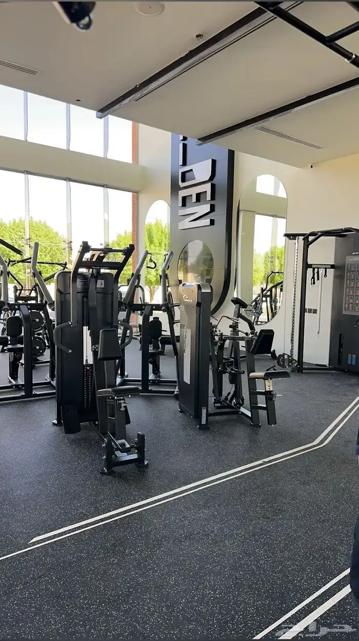 للبيع اشتراك نادي THE_DEN GYM 0