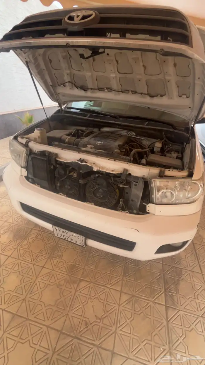 اسكويه موديل 2013 المكينه قير شرط مافيه شيءسليمه كلها وكاله 6