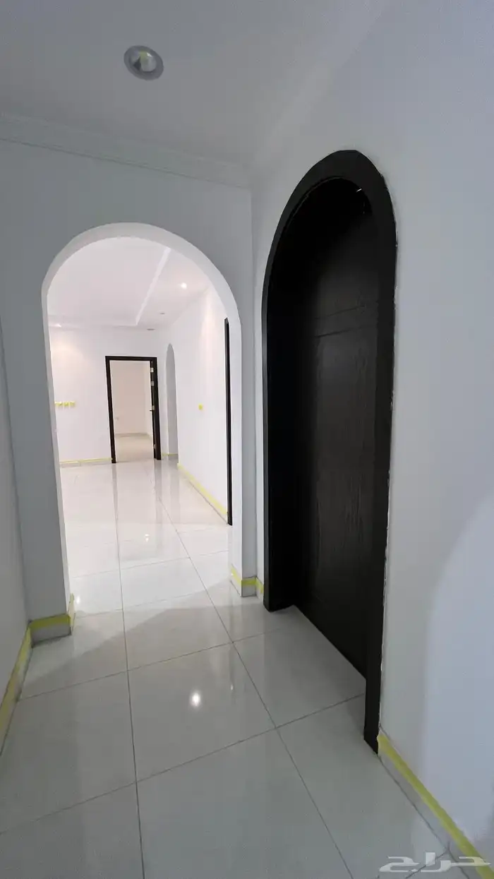 شقه خمس غرف حي الرياض(واتس آب) 5