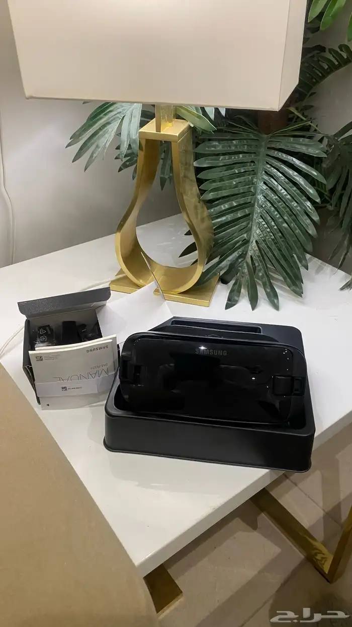 نظاره الواقع الافتراضي GEAR VR with controller 0