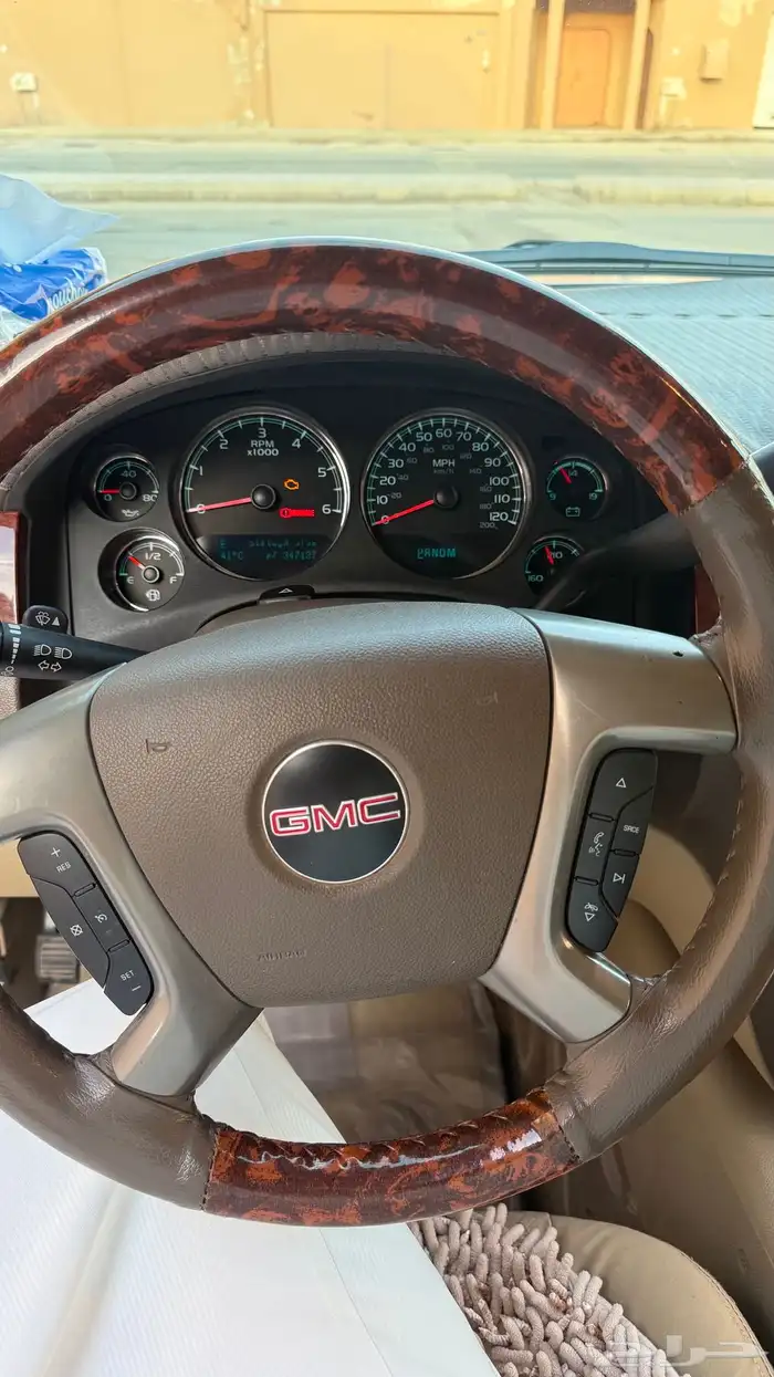 يوكن 2011 لبييع 1