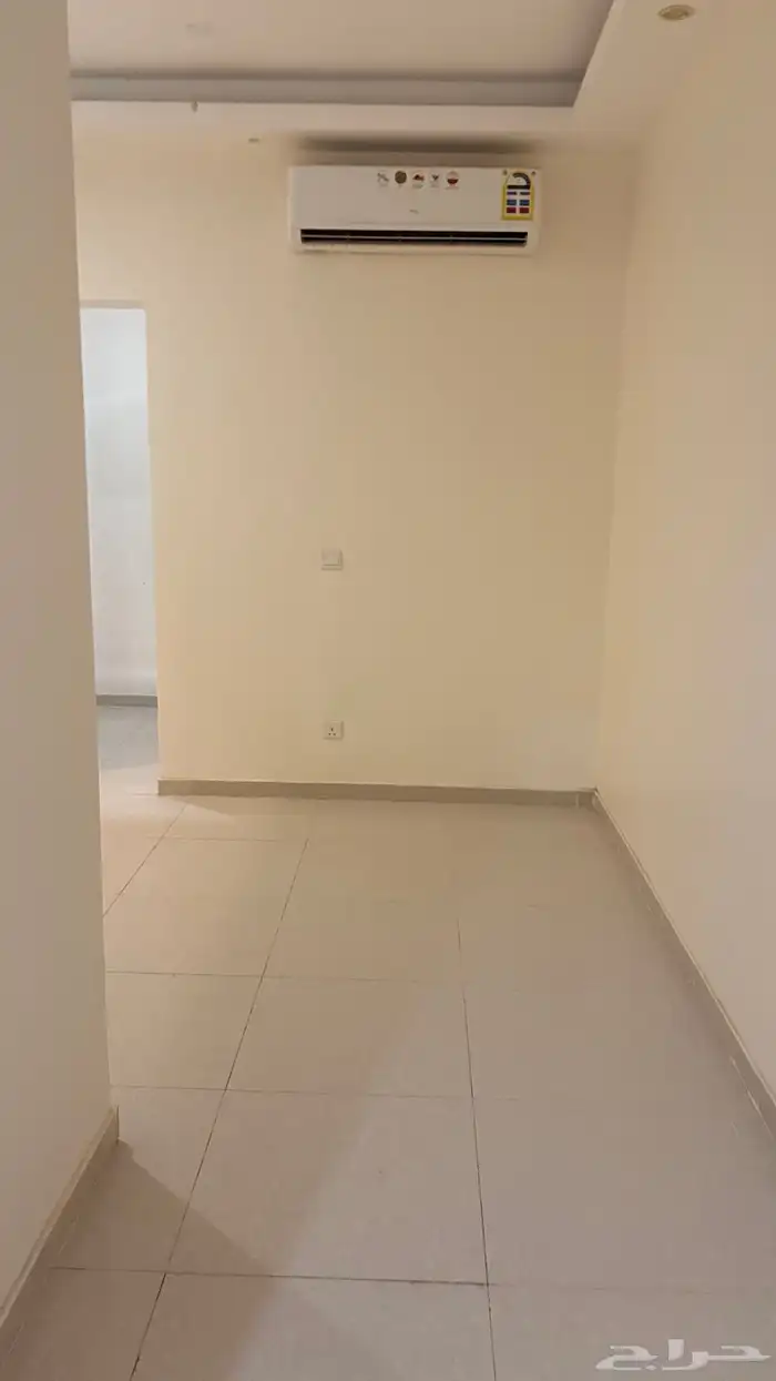 فله للبيع موقعها ممتاز جدا  حي الرانونا 23