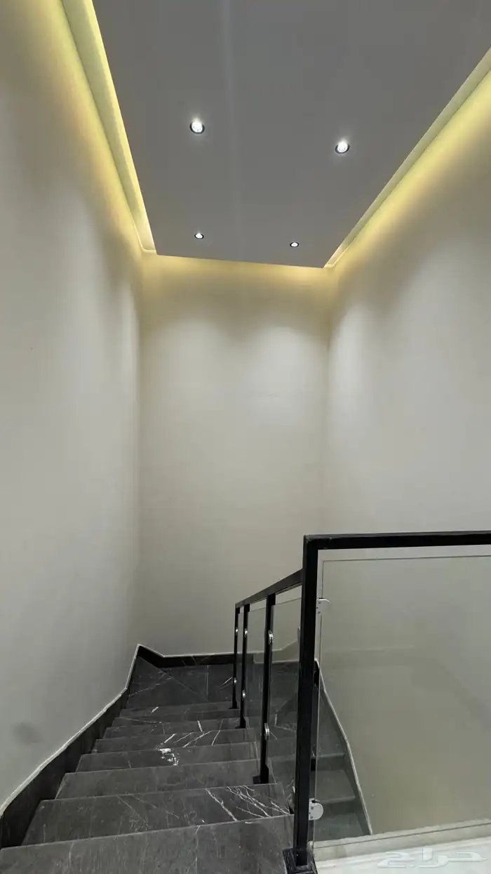 بنت هاوس في اسس المرجان للبيع 5