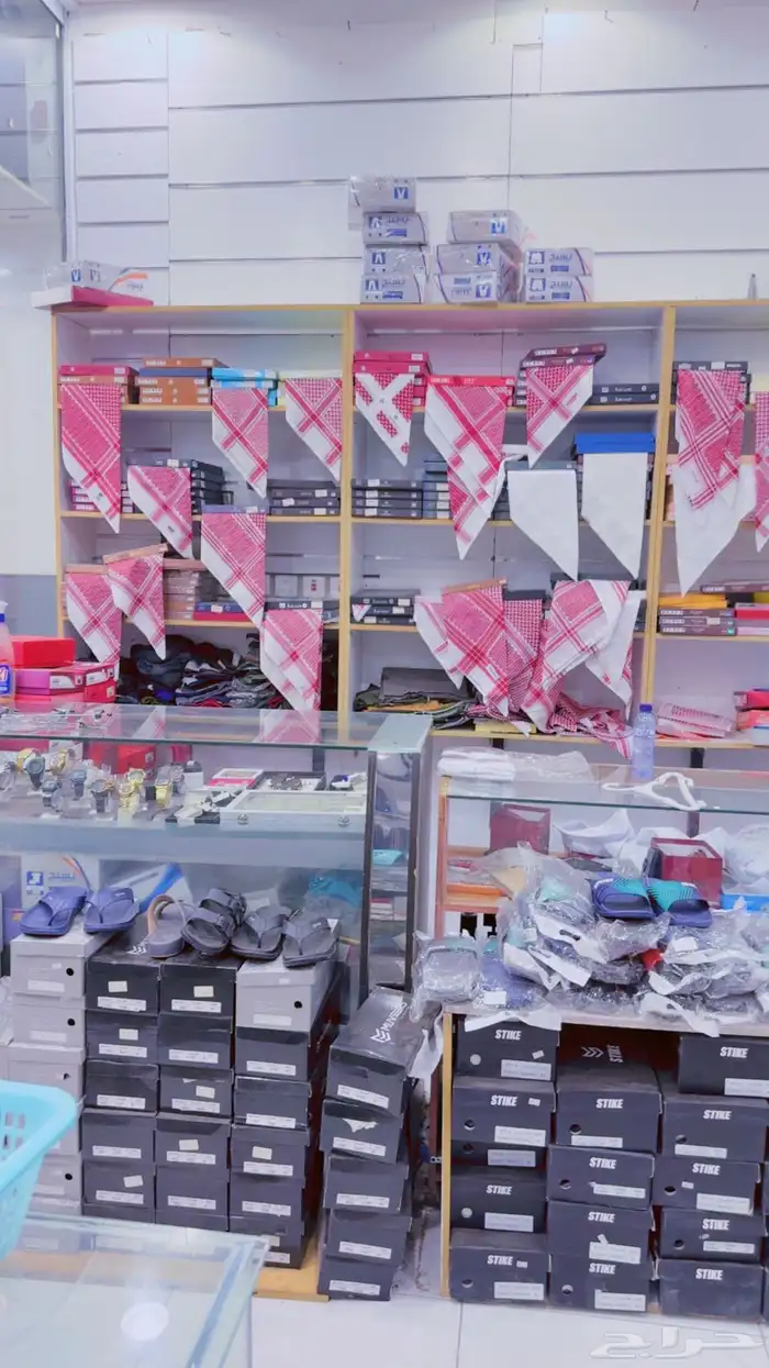 بضاعة ملابس رجالي للبيع 0