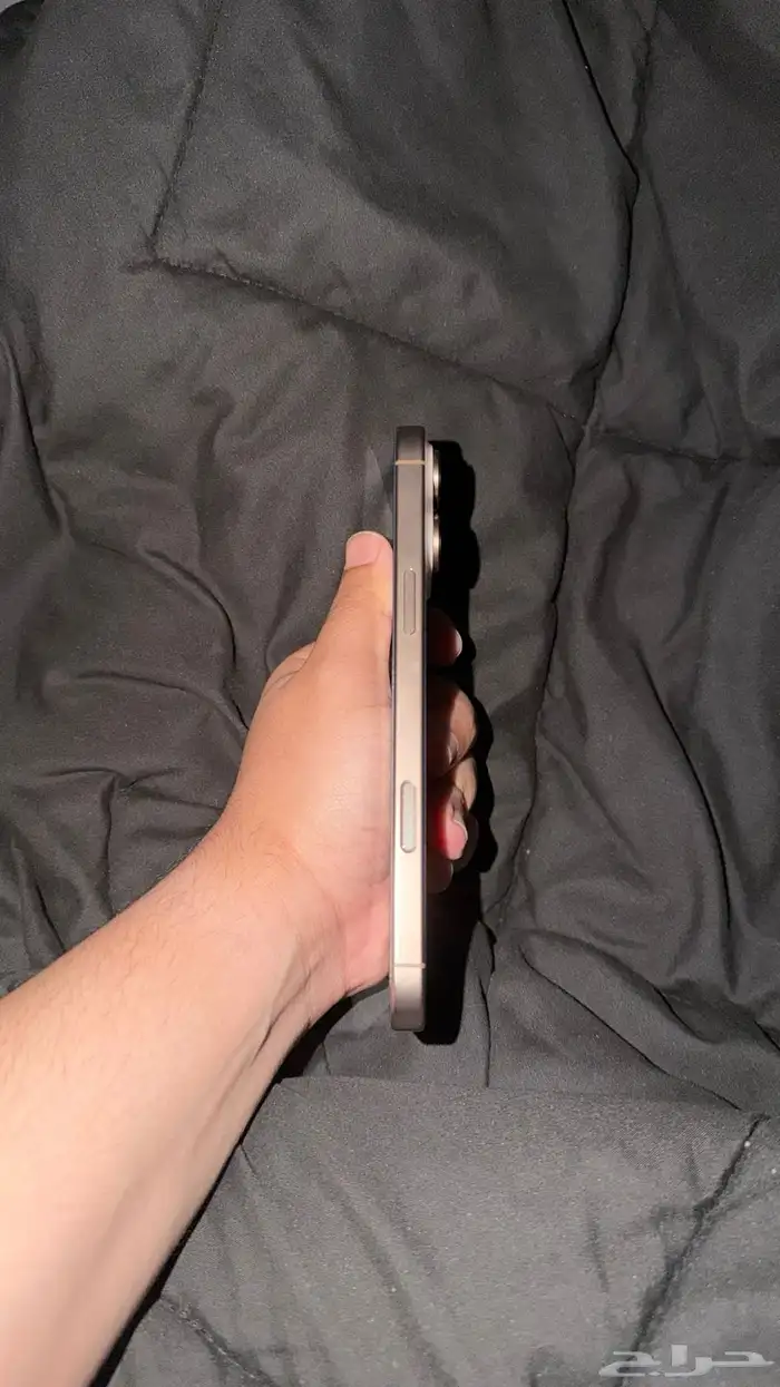 للبيع ايفون 16 برو ماكس - 256GB 2