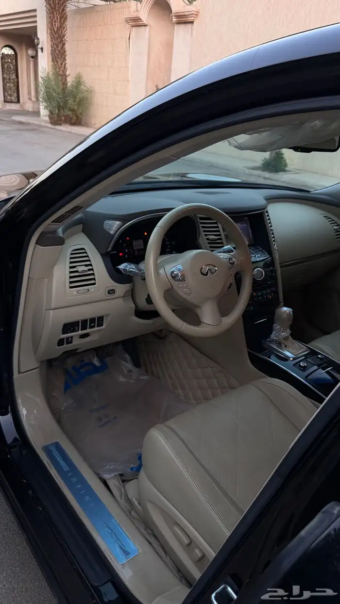 اسود QX70 انفنينتي ممشى قليل بدي بلد 6