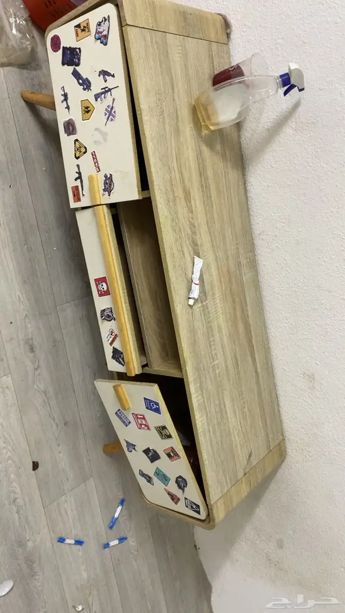 للبيع طاوله بلازمه 2