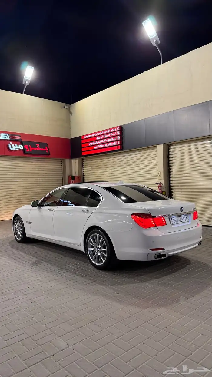 للبيع BMW 2009 750li كرت 5