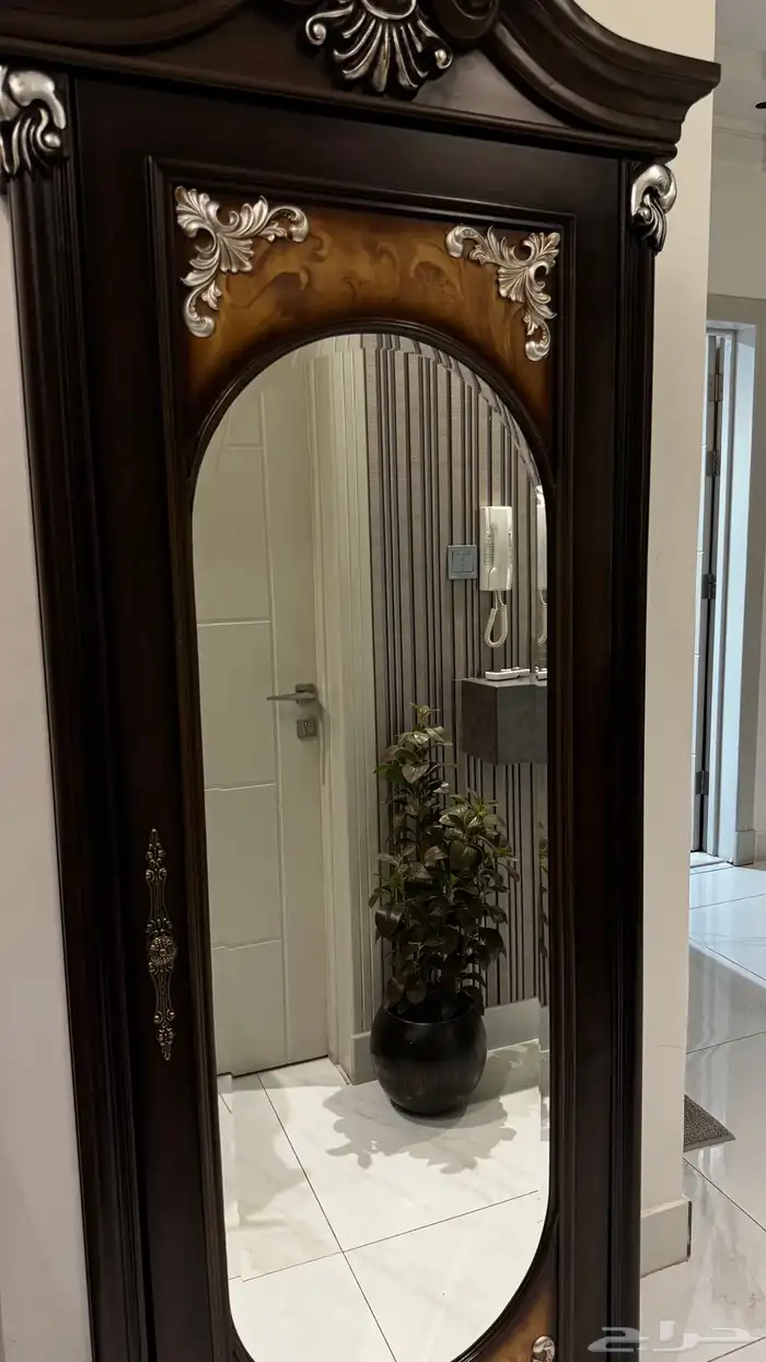 دولاب عبايات 0