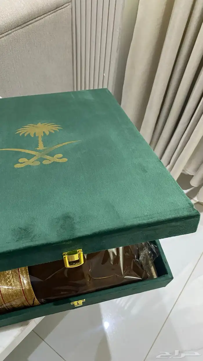بشوت عدد 2 للبيع جديده خامه ممتازة 0