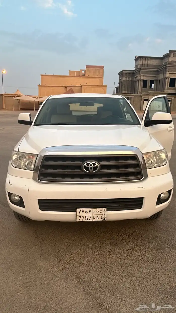 اسكويه موديل 2013 المكينه قير شرط مافيه شيءسليمه كلها وكاله 3