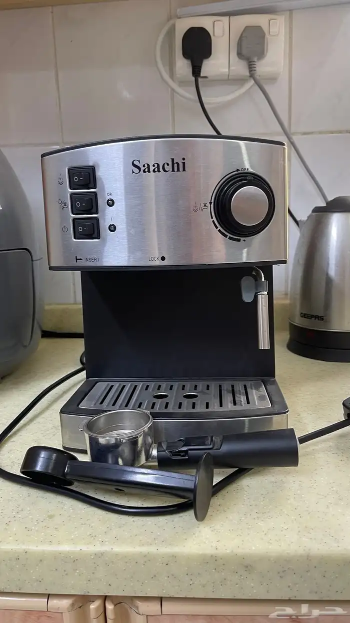 ماكينة قهوة اسبريسو مع عصا تبخير الحليب جديدة ب150 ريال فقط 0