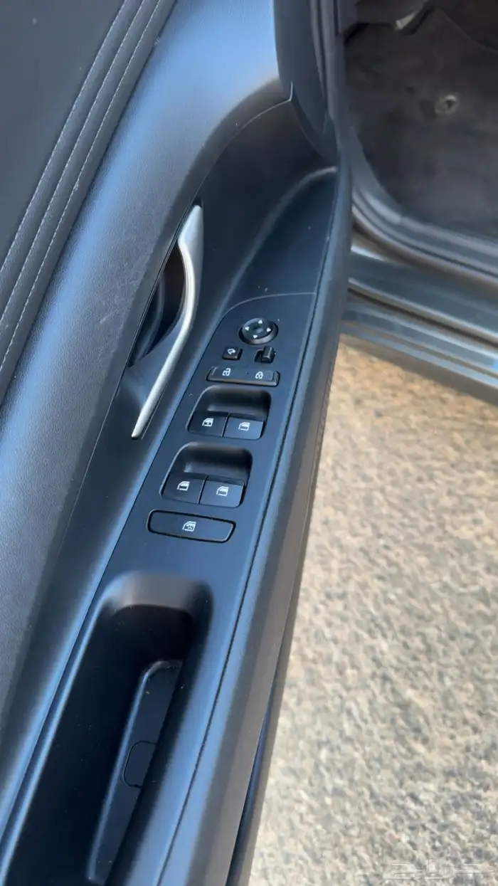 النترا 1600 استيراد كوري نص فل ( تم البيع ) 7