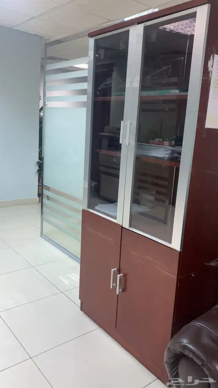 مكتب كراسي دواليب 1