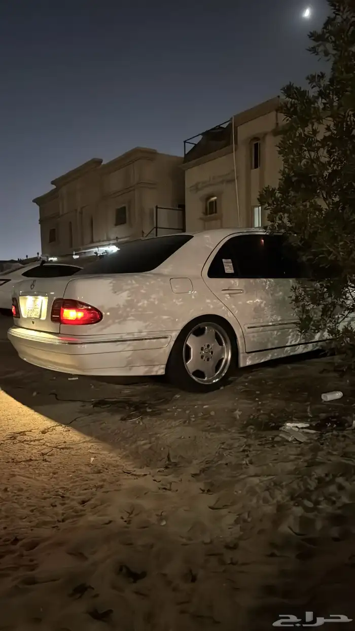 مرسيدس بوعيون 25
