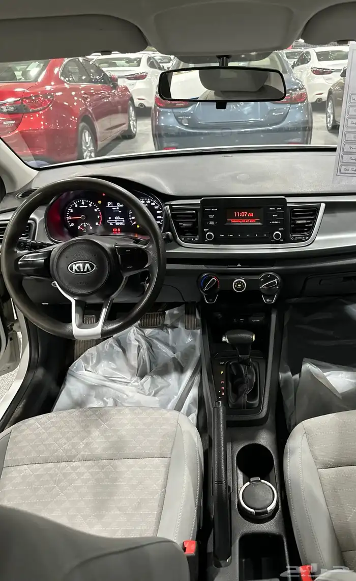 كيا ريو 2019 ستاندر ابيض لدى معرض(عبيد الرشيدي) 6
