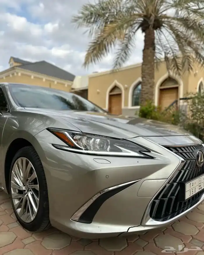 لكزس ES350 موديل 22 للبيع 7