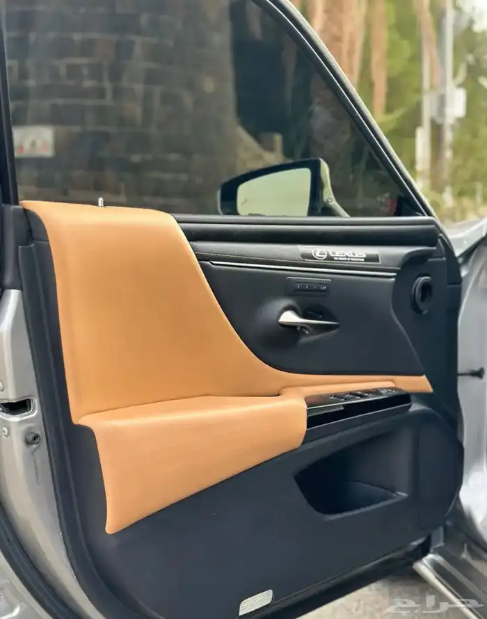 لكزس ES350 موديل 22 للبيع 15