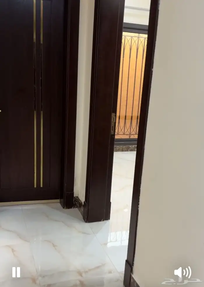 شقه ديلوكس للإيجار قريبه من الرياض بل ارد وص سكوير 11
