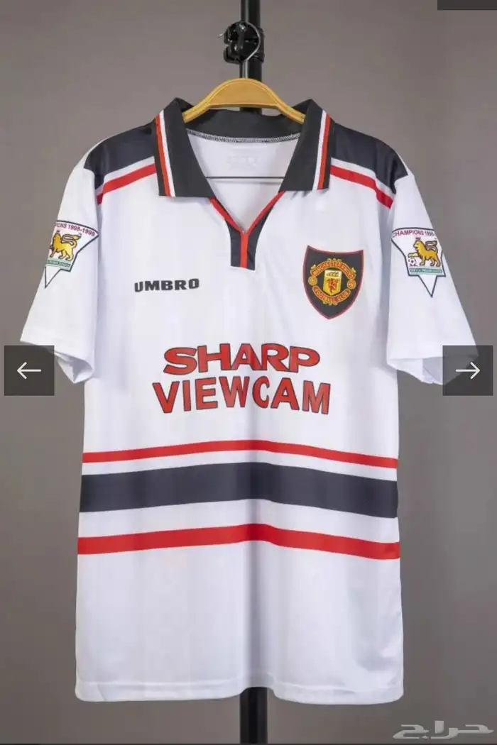 طقم و تشيرت مانشستر يونايتد كلاسيكي 2