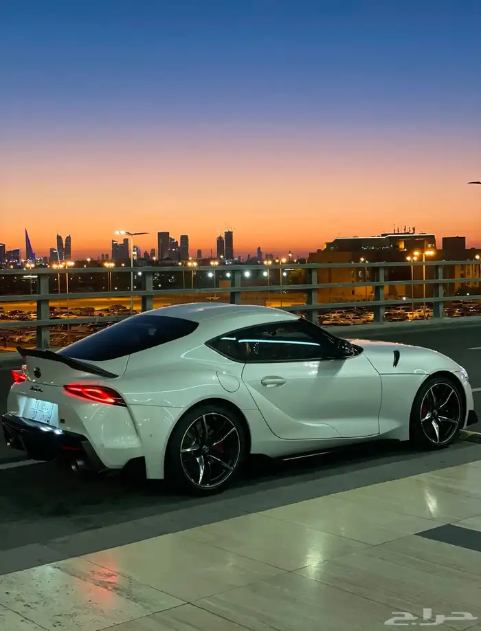 سوبرا Supra GR 2