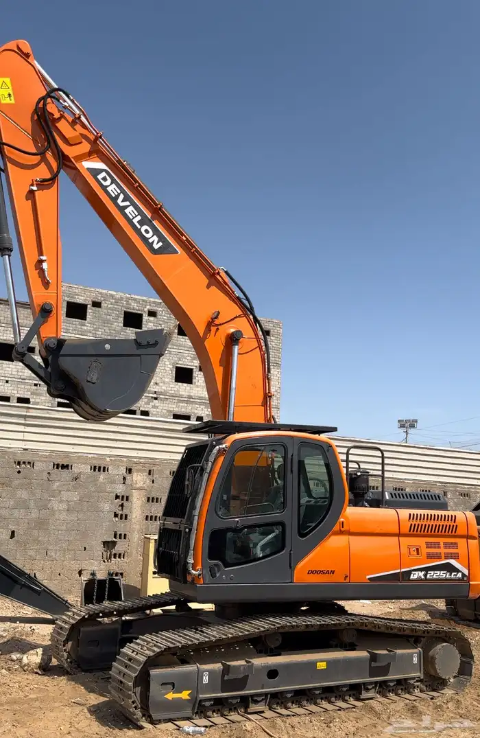 بوكلين ديفيلون 2024 - DX225LCA للبيع 3