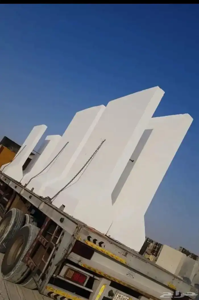 مصدات خرسانيه 22