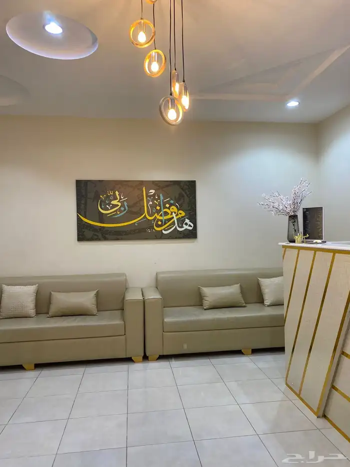 مشغل نسائي متكامل للتقبيل 12