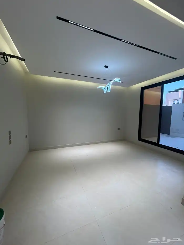 للتمليك فلل روف ارضية حي اليرموك 2