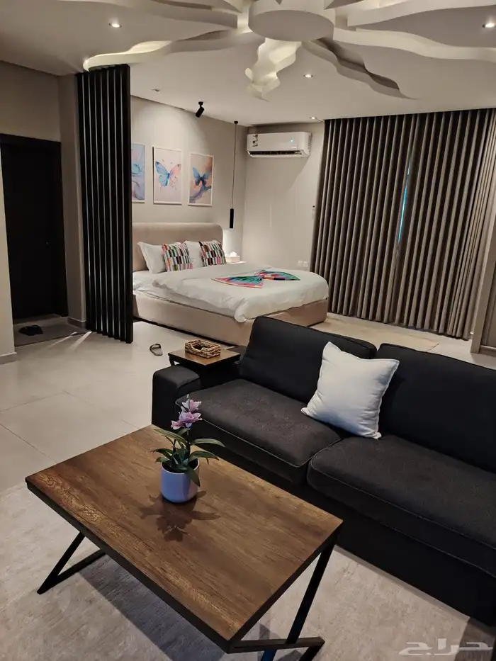 شقة مفروشة فاخرة للايجار الشهري بحي النهضة 10