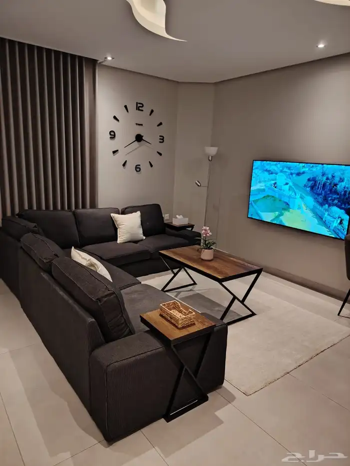 شقة مفروشة فاخرة للايجار الشهري بحي النهضة 11