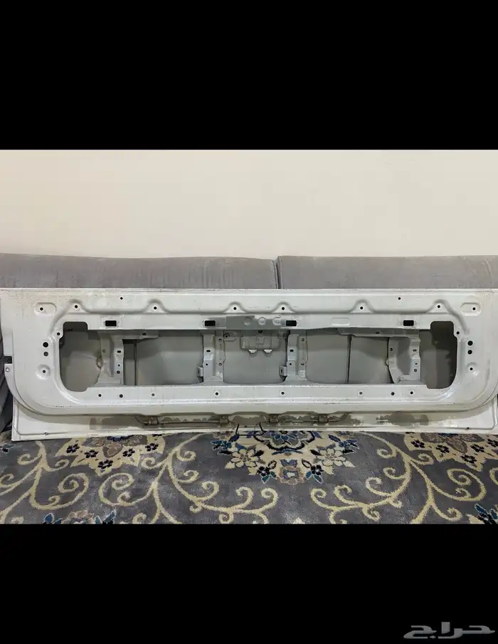 باب لاندكروزر 1