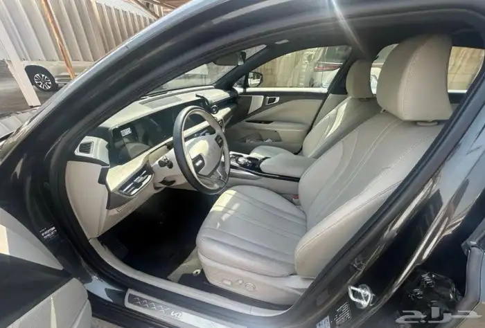 التواصل واتس آب فقط كيا K8 ماشي 13747 بحالة الوكالة 3