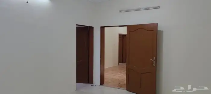 للايجار 17