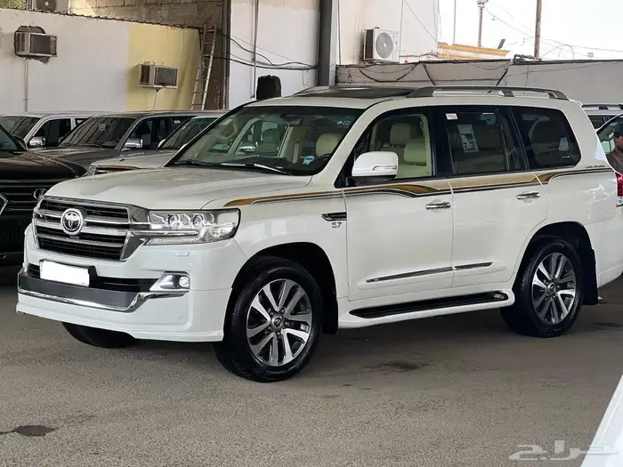 لاندكروزر نظيف سعودي VX.R 2016 5