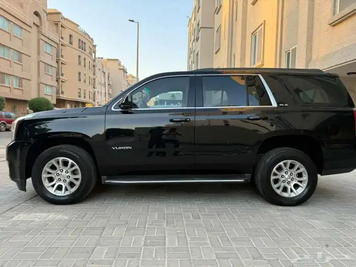 2018 GMC Yukon SLE 7