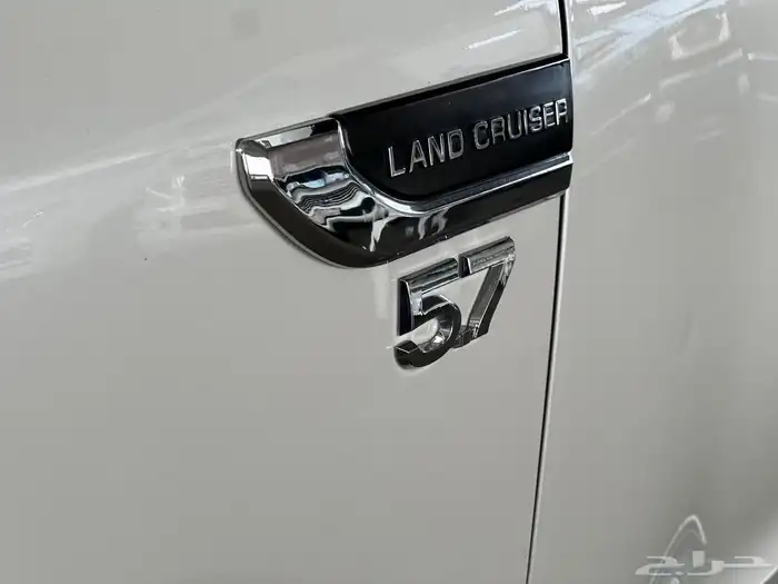 لاندكروزر نظيف سعودي VX.R 2016 9