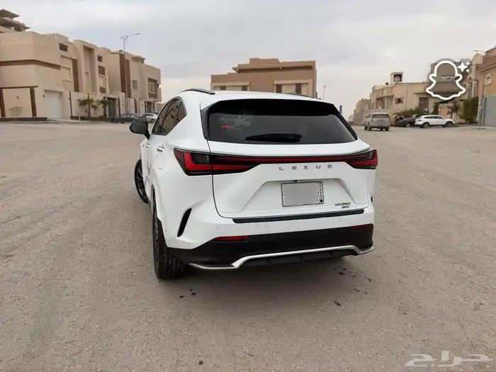 لكزس nx 2025 17