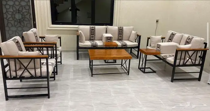 جلسات خارجية عروض يوم الوطني عرض خشب حدي درر جاهز تفصيل طقم 0