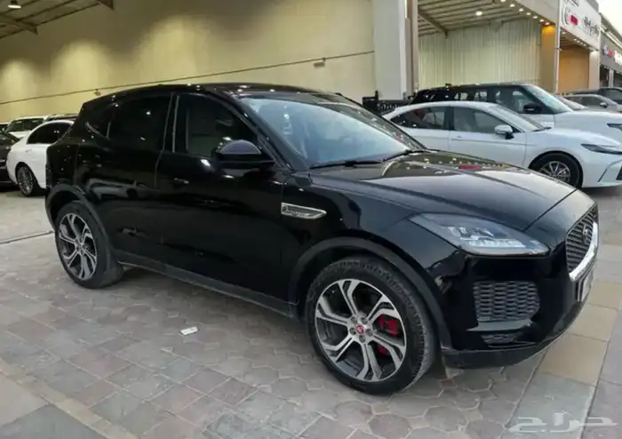 جاكوار E-Pace 2019 نظيفة جدا  33 ألف كم 3
