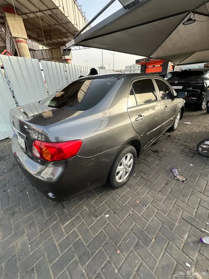 تويوتا كورولا 2010 للبيع 2