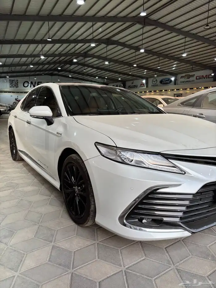 كامري جراندي هايبرد 2024 مستخدم 1