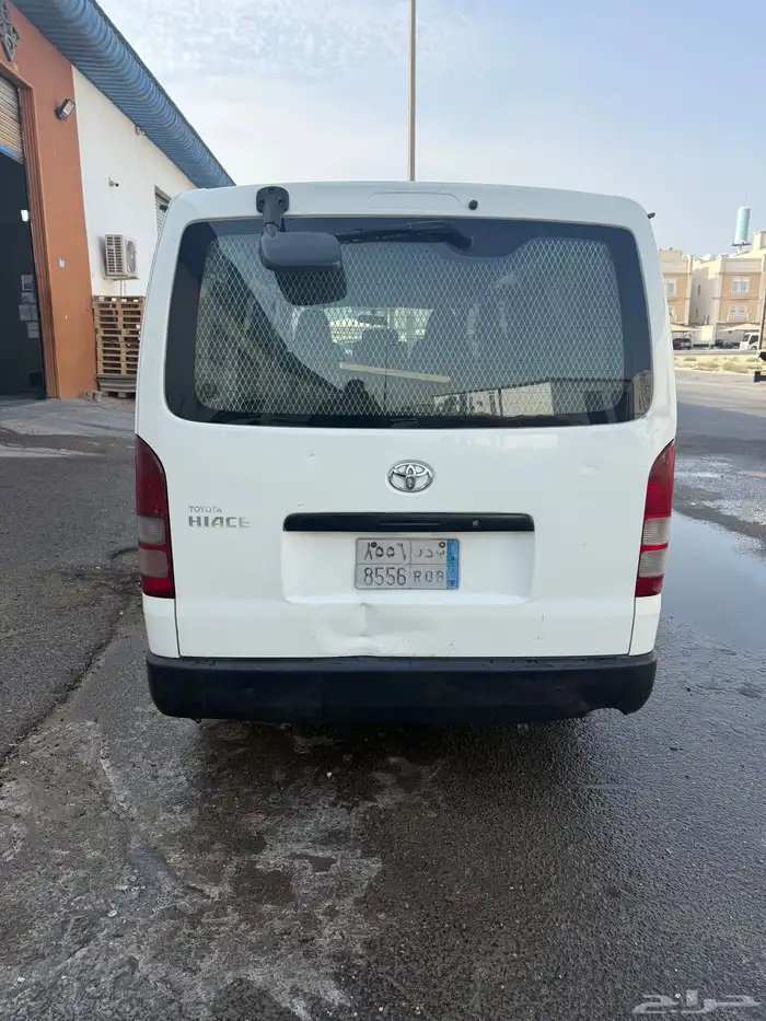 باص تويوتا موديل 2018 ديزل 21