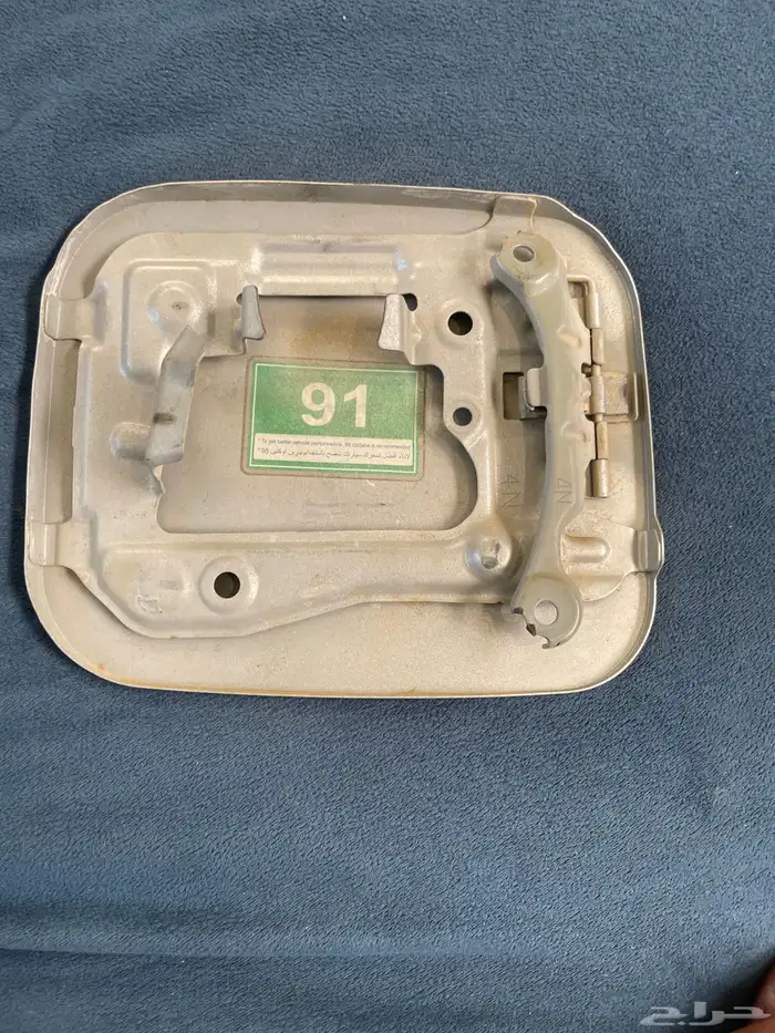 غطاء تانك كامري من 2007 الي 2011 0