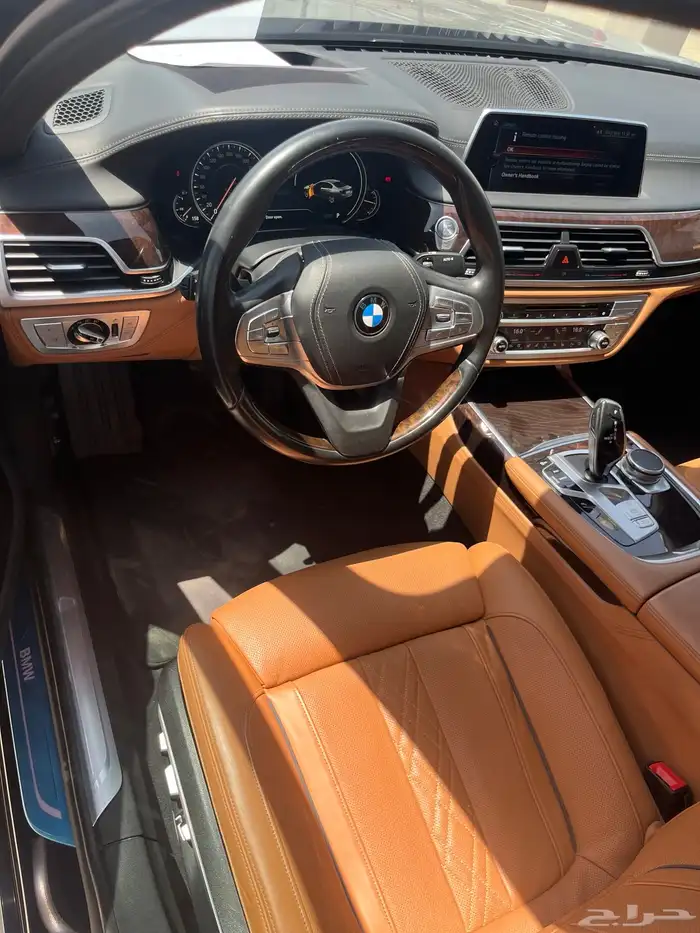 بي ام دبليو 740 الناغي مخزنه 2016 29