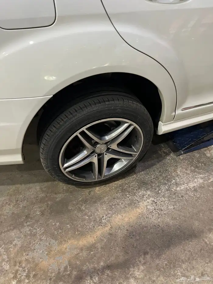 للبيع جنوط مرسيدس 18 12