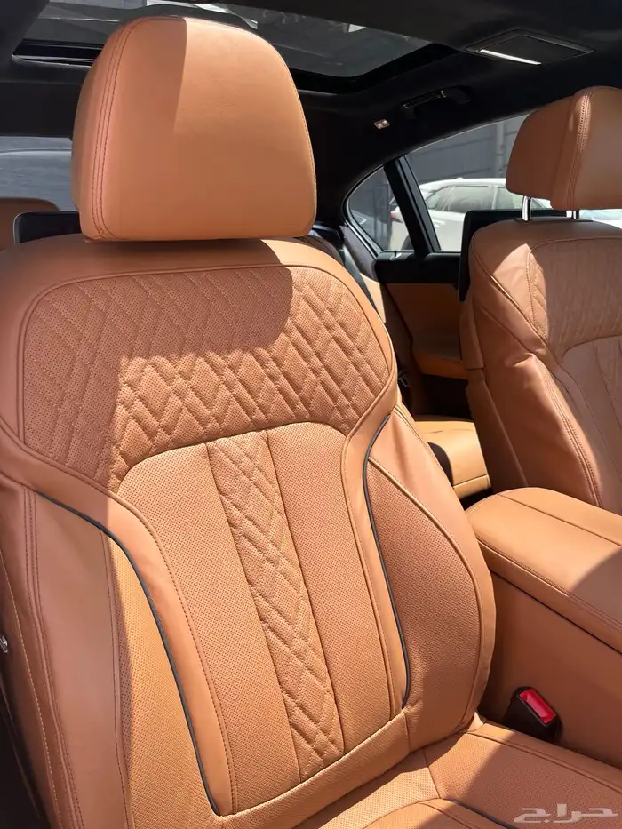 بي ام دبليو 740 الناغي مخزنه 2016 45