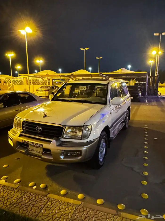 جيب لاند كروزر 2002 جي اكس ار 0
