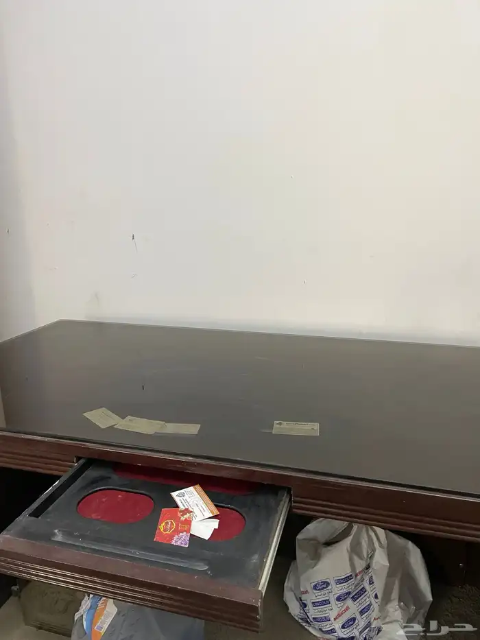 أغراض مكتب للبيع 2