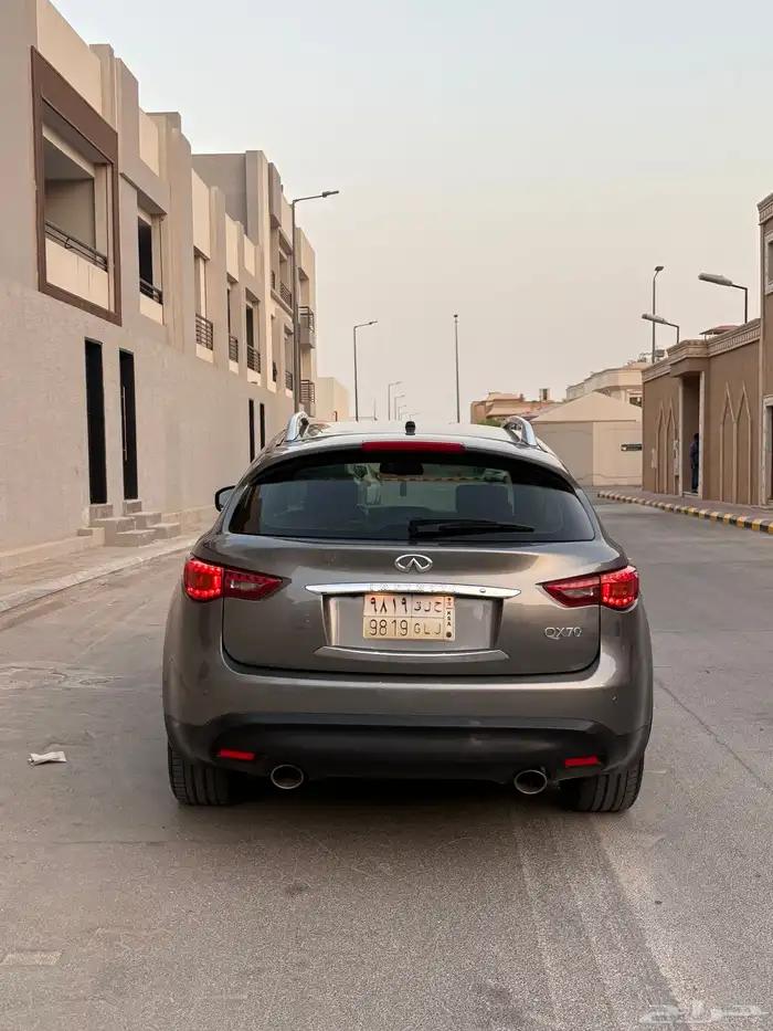 انفنتي QX70 5